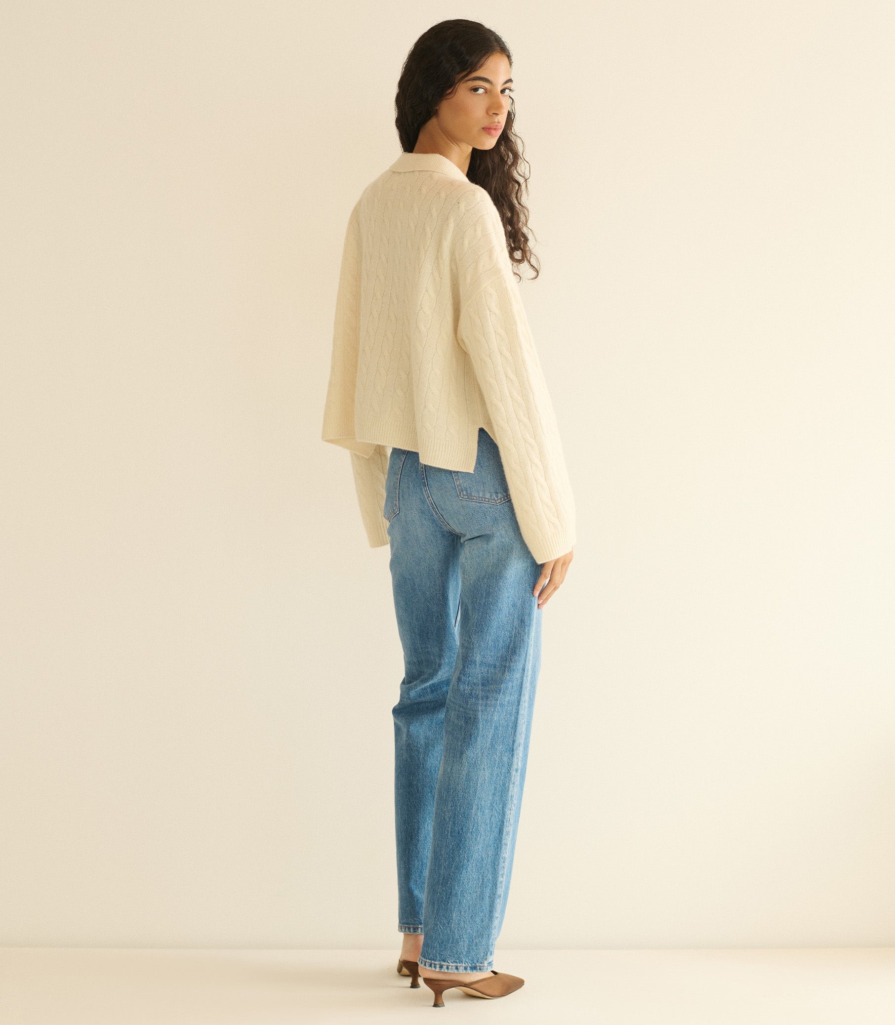 CAMBRIDGE CASHMERE SWEATER -- MAGNOLIA