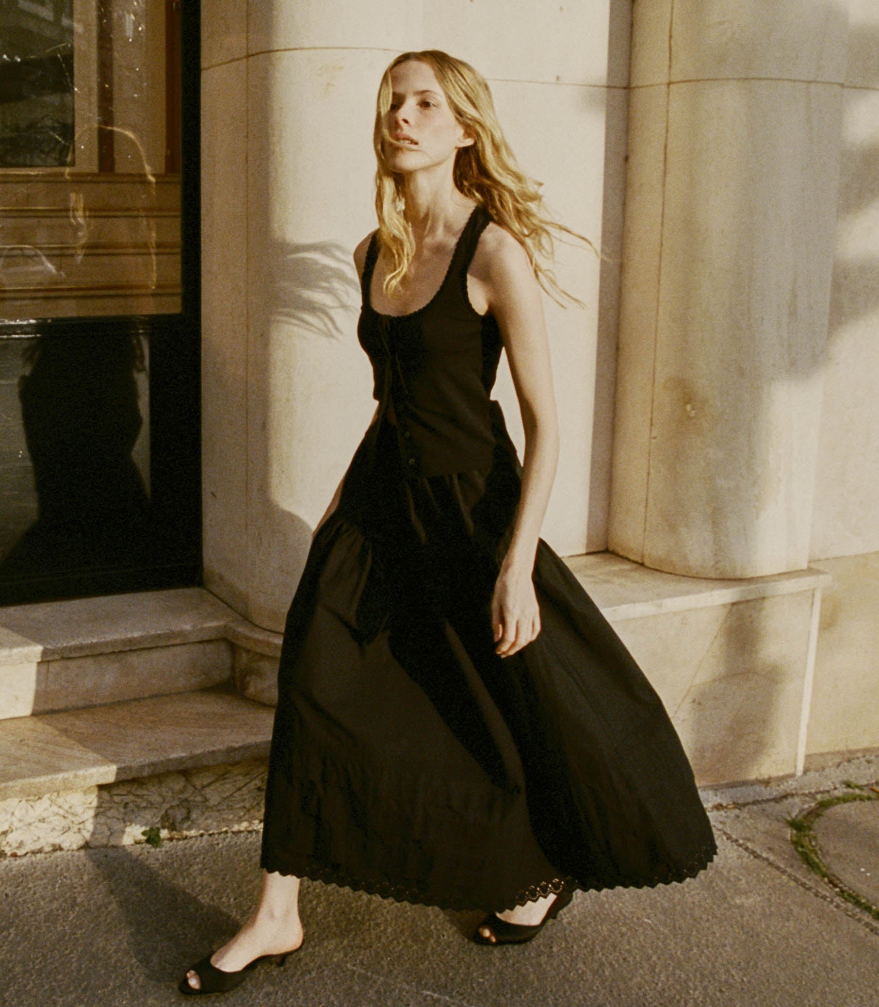 LOIS TANK -- BLACK QUELLE JOLIE POINTELLE